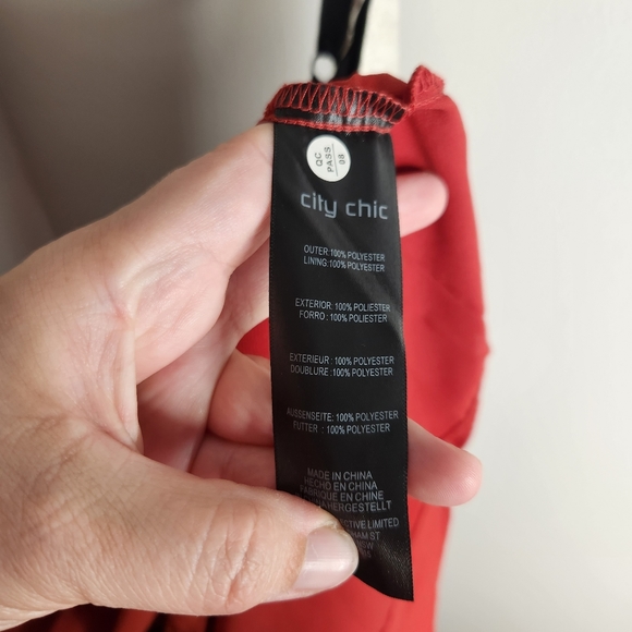 City Chic Tank NWT womens size 18 Rust Turning Leaves V-neck - Picture 4 of 5